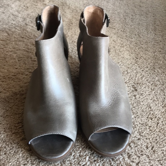 Lucky Brand Barimo Leather Toe Open Bootie Size 7.5 - Picture 2 of 11
